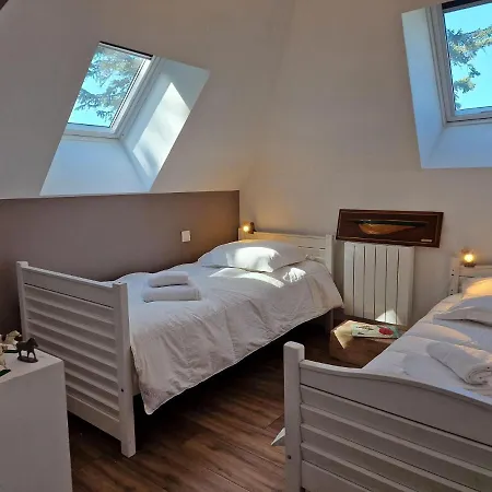 Breton With Sea View, Holiday home Plougasnou